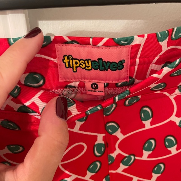 🎄🎅🏻 Tipsy Elves Women’s Christmas String Lights Leggings in Red. SIZE M. - Picture 3 of 6